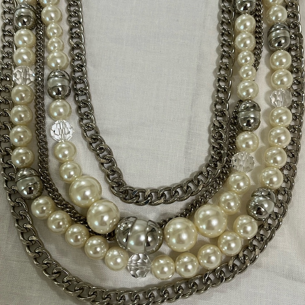 Mika Necklace - image 7